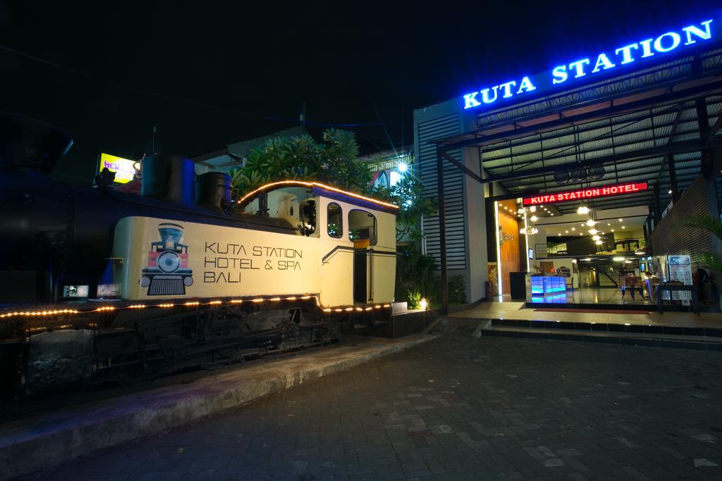Kuta Station Hotel & Spa - 